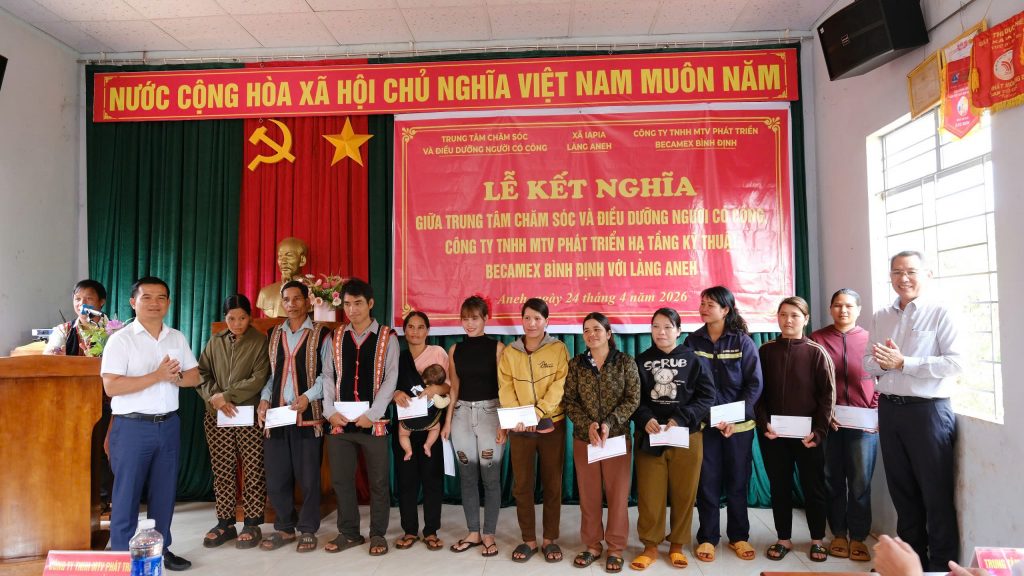 z7757931719727 48194bfab11543a16fb6cf7ab1be7812 Becamex Bình Định